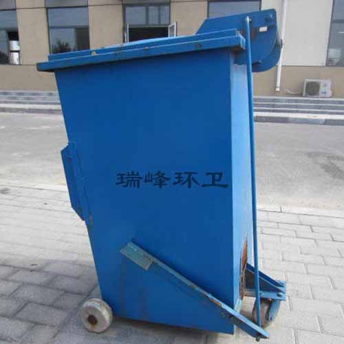 鐵質(zhì)垃圾桶